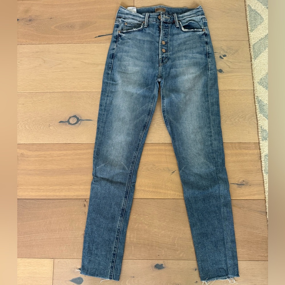 Mother “The Pixie Dazzler ankle fray” jeans, size 24